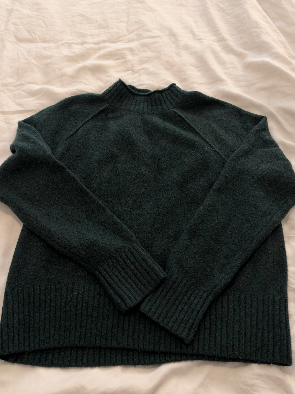 Banana Republic Women's Dark Teal Crewneck Sweater